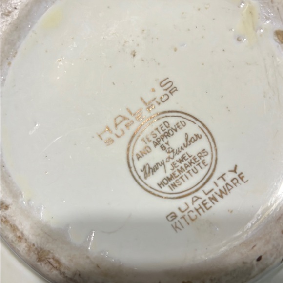 Retro - Picture 2 of 3